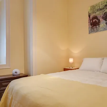 Bright & Beautiful Top Floor Graca Flat Apartmán Lisboa